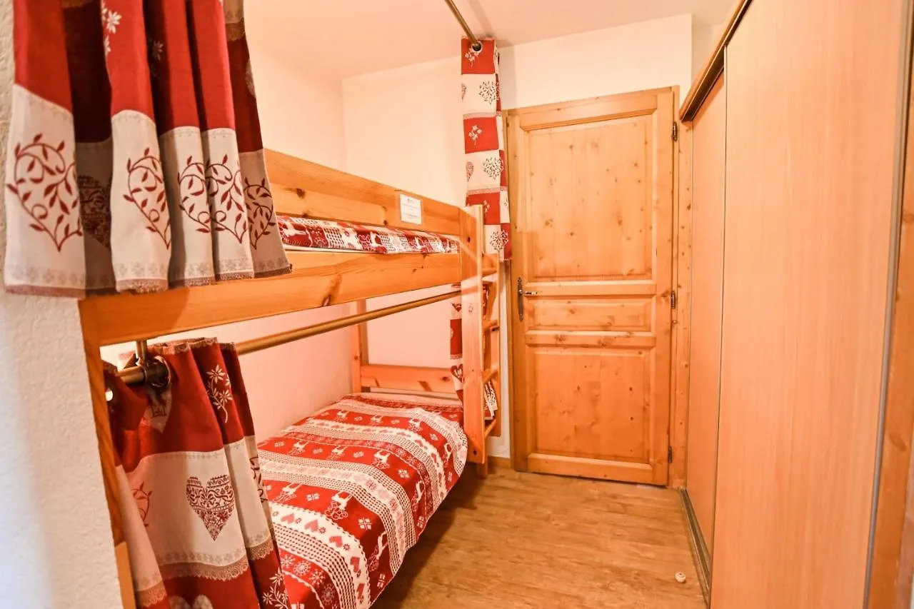 Апартаменты Flat In Residence With Swimming Pool Сен-Жерве-Ле-Бэн