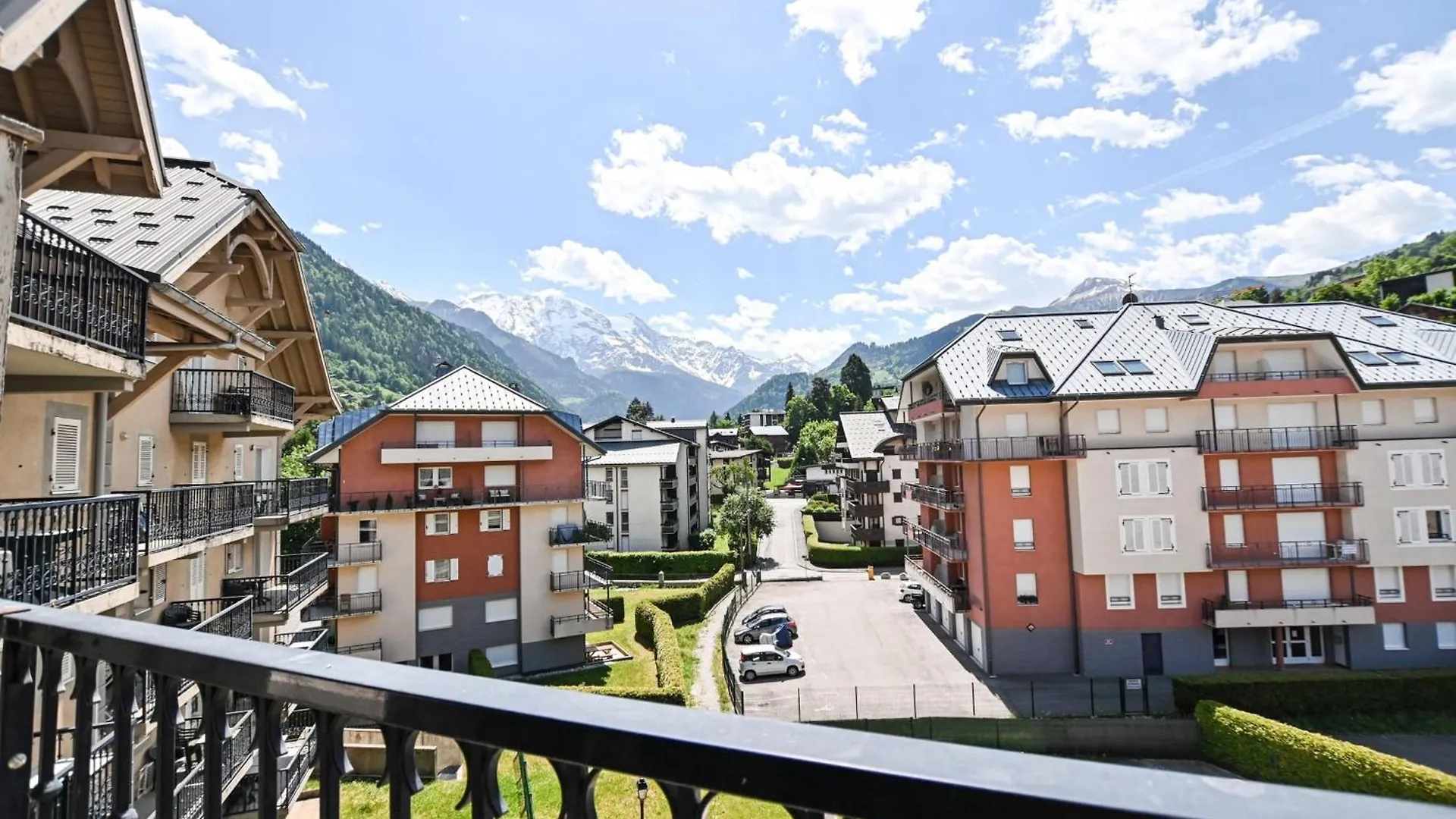 Flat In Residence With Swimming Pool Сен-Жерве-Ле-Бэн Апартаменты